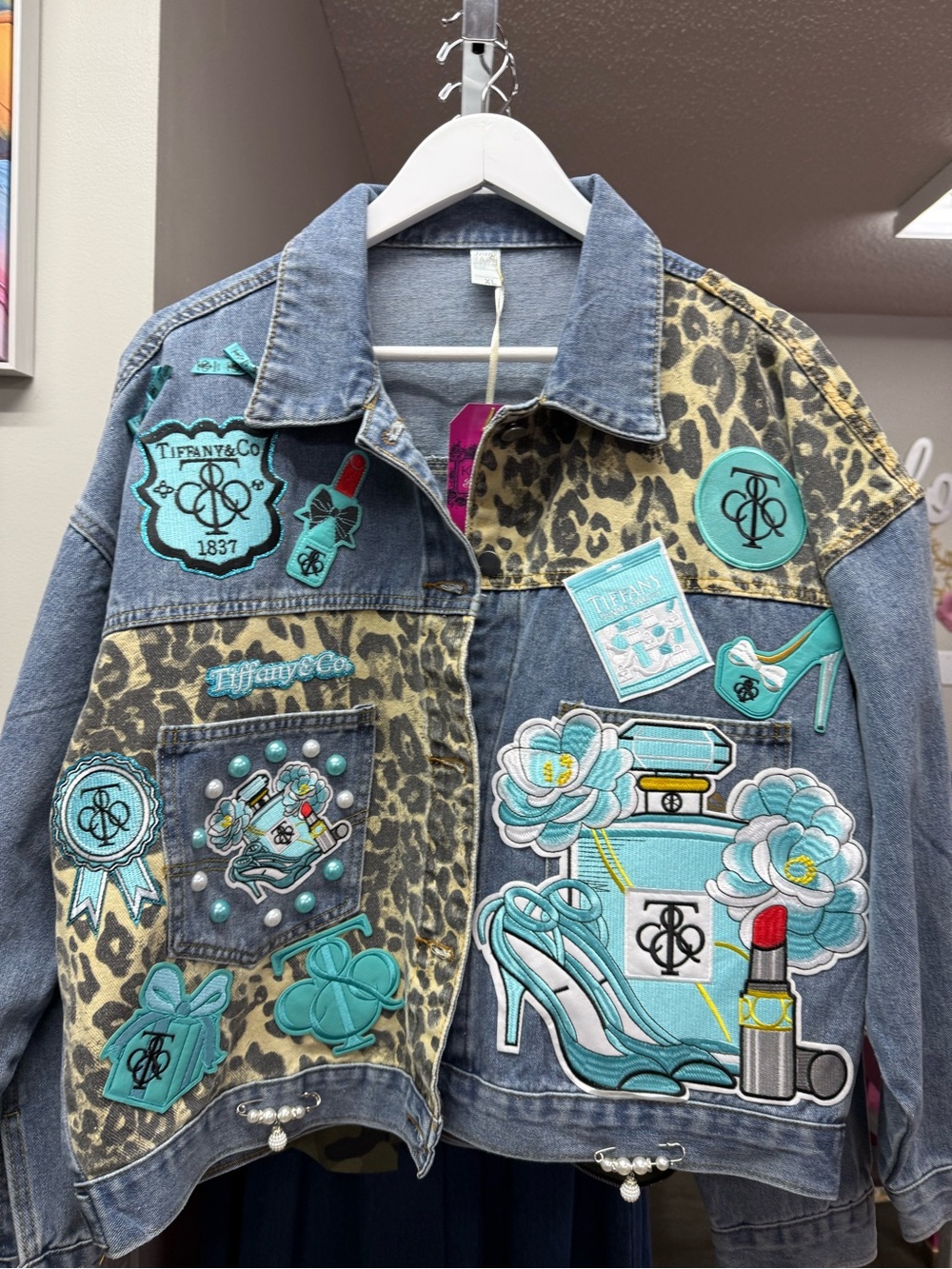 Fashion -Inspired Blue Denim Patchwork Jacket